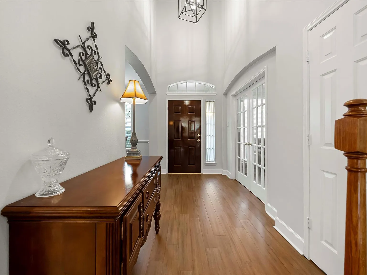 5 bed, 3.5 bath, 3135 sqft, $3,000 — Photo 3