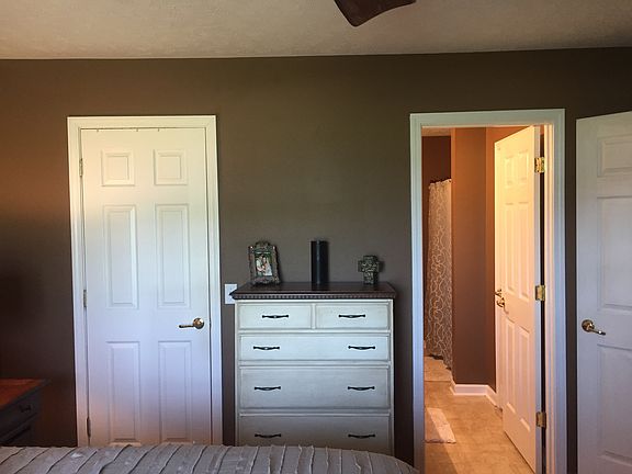 4th image of 154 Kristen Dr