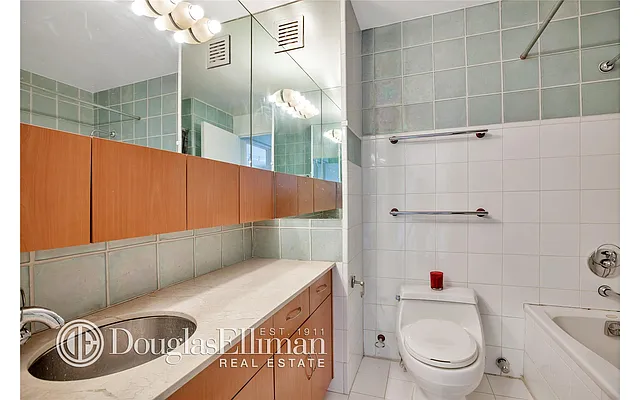 Rented by Douglas Elliman | media 13