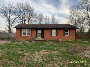 786 Howard Ave, Lebanon, KY 40033