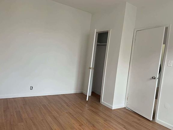 5th image of 30-06 33rd St #4D