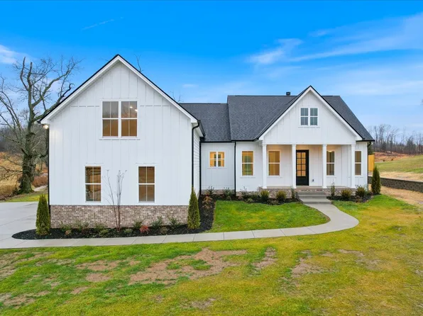 1788 Old Gallatin Rd, Portland, TN 37148