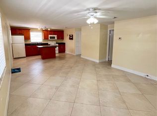 23 Tortuga Dr APT 4, Key Largo, FL 33037