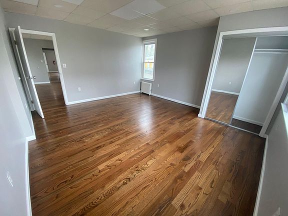 5th image of 474 Centre St Floor 1