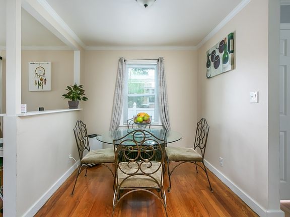 5th image of 480 Campagnoli Ave