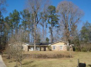 5508 Harborview Ln, Northport, AL 35473
