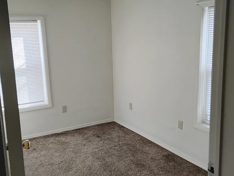 9 Sherman St #2 — Photo 6