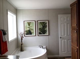 1301 Armadillo Dr #80, Georgetown, TX 78626