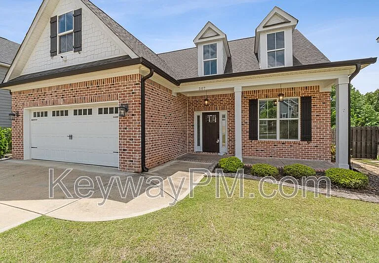 507 Windermere St — Photo 2