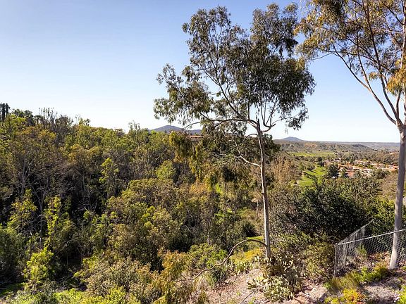 4th image of 1440 Hacienda Dr