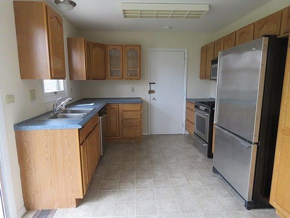 4th image of 8207 Northway Dr