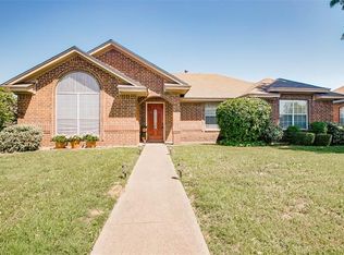 724 Haverford Ln, Desoto, TX 75115