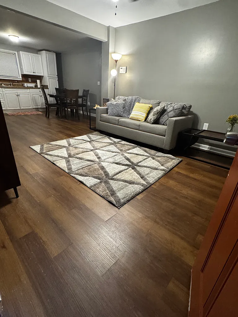 3 bed, $1,675 — Photo 1