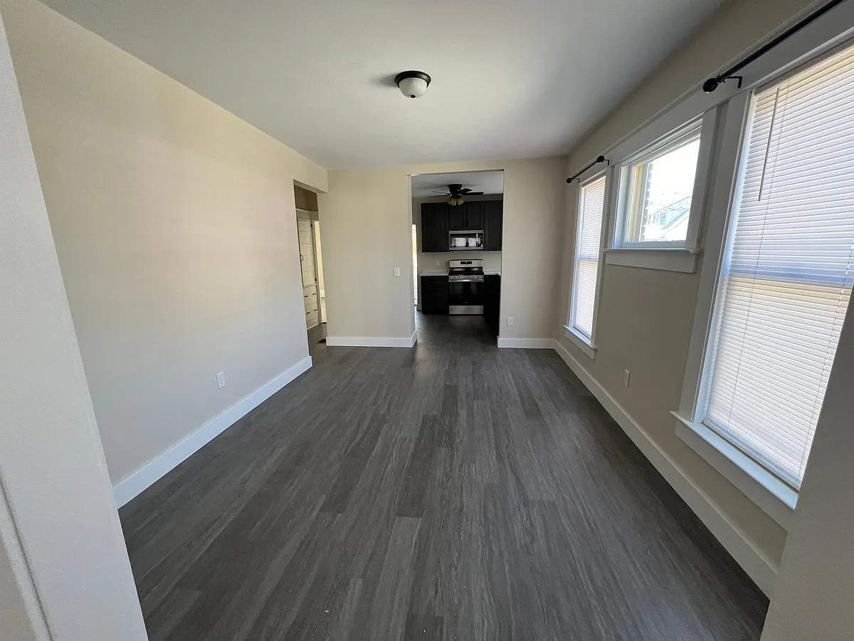 Building Photo - 2402 Raspberry St #1