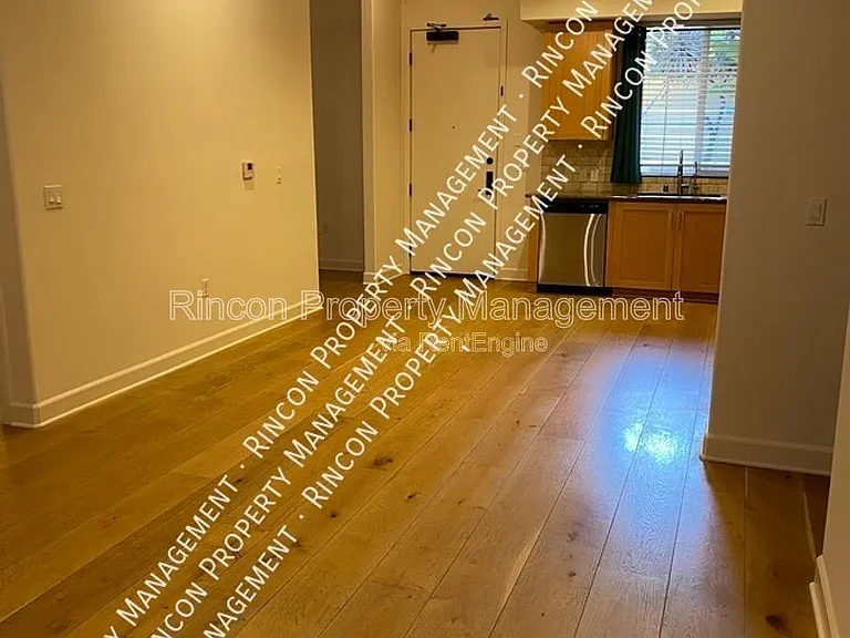 130 N Garden St #1107 — Photo 3
