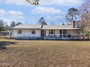 127 Cardinal St, Interlachen, FL 32148