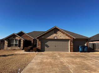 1806 Birch St, Bentonville, AR 72713
