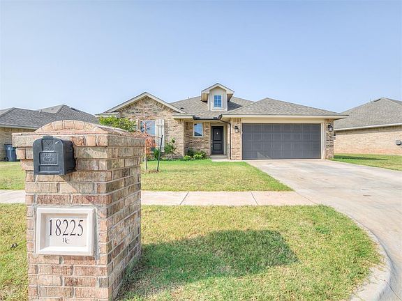 4th image of 18225 Autumn Grove Dr