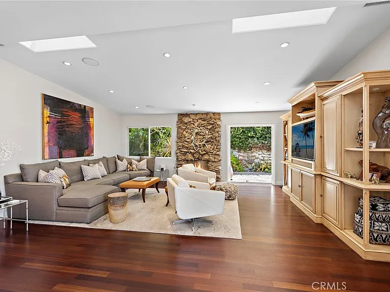1106 Skyline Dr #1 — Photo 11