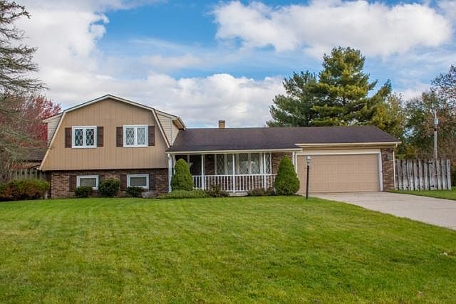 1st image of 20525 Ambleside Dr