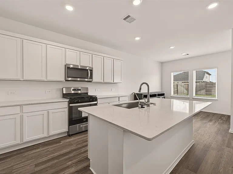 6107 Ginevra Summers Dr — Photo 22