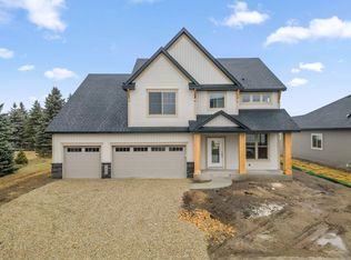 7427 Water St, Shakopee, MN 55379