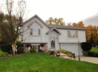 508 Bay River Ct, Maumee, OH 43537