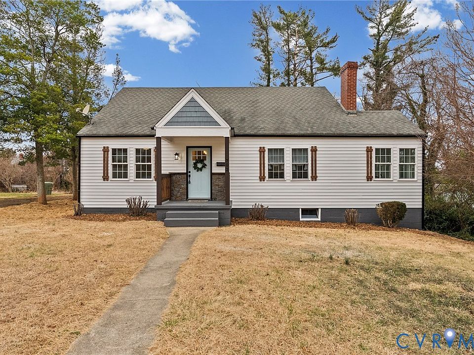 1st image of 702 Irving St