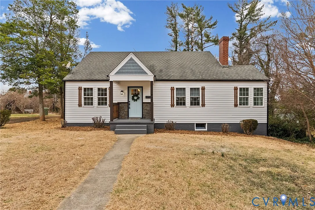 702 Irving St photo 1