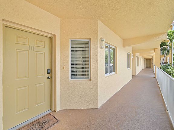 2nd image of 10020 Maddox Ln APT 111