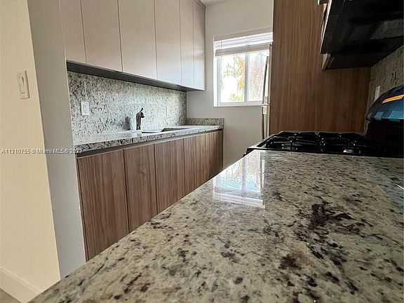 5th image of 650 Lenox Ave APT 2