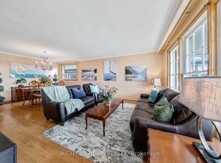 234 Maple Leaf Dr, Toronto, ON M6L1P1