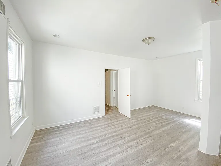 252 Clinton Ave #2 — Photo 6