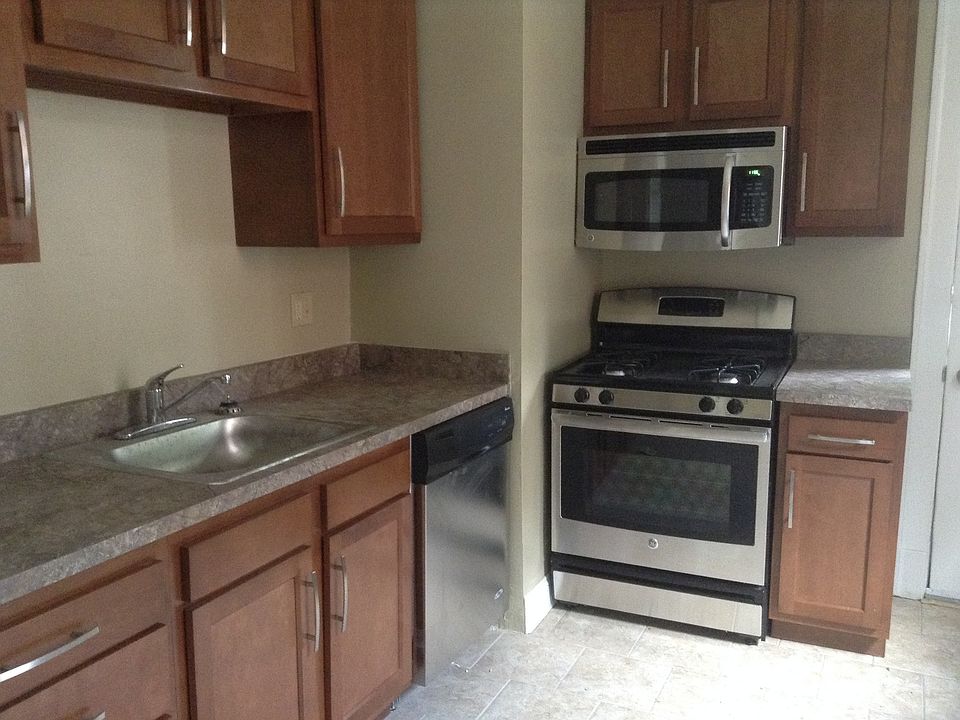 1st image of 3519 Clifton Ave #1