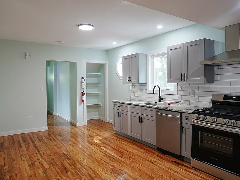 288 Leland Ave #1 — Photo 2