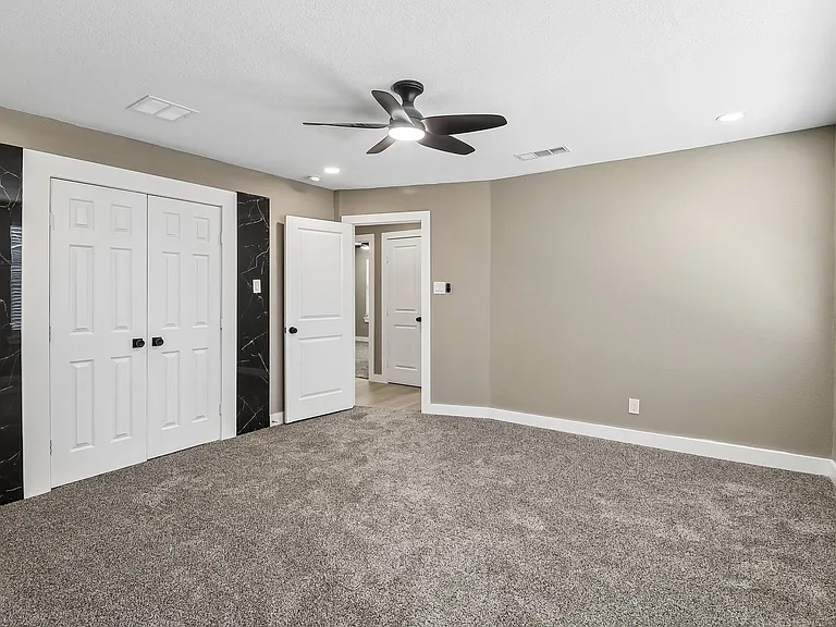 10711 Cromwell Dr — Photo 10