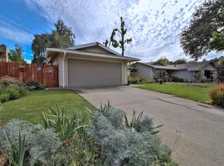 1860 Oak Rim Way, Sacramento, CA 95833