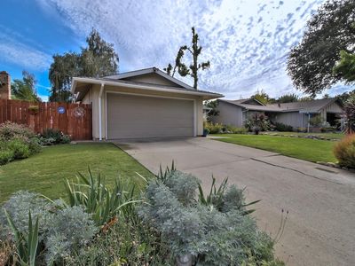 1860 Oak Rim Way, Sacramento, CA, 95833