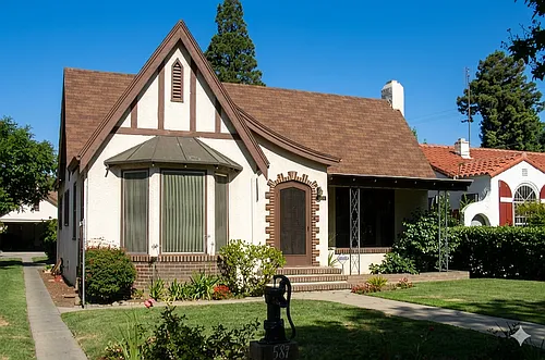 581 N Yosemite Ave #1 Photo 1
