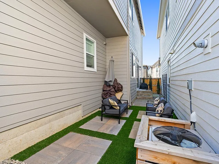 13728 SW 166th Ave — Photo 31
