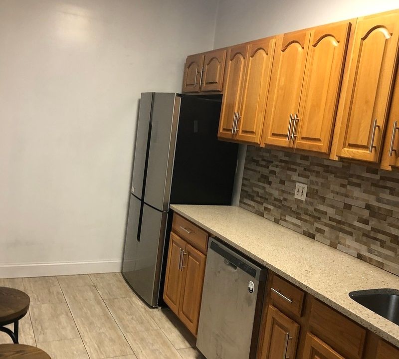 1st image of 2156 36th St