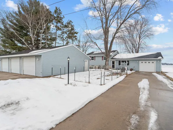 E5760 Waukaunaka St, Weyauwega, WI 54983