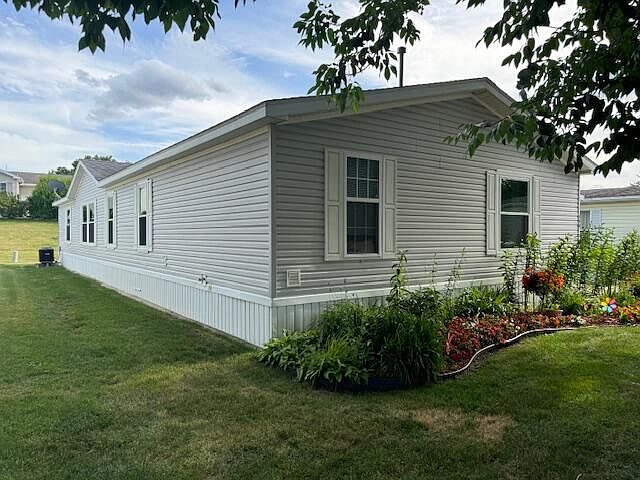 1st image of 344 Mockingbird Dr SE