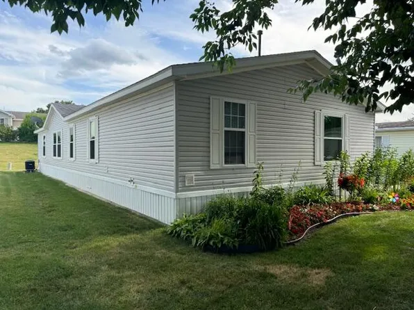 344 Mockingbird Dr SE, Grand Rapids, MI 49508