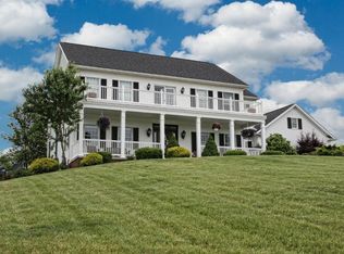 13131 Blue Ridge Rd SW, Newcomerstown, OH 43832