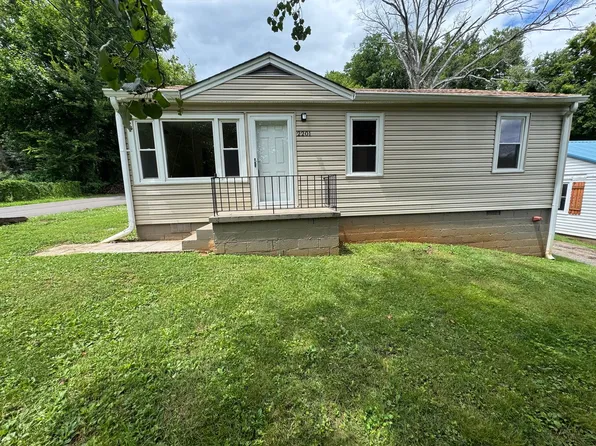 2201 Chester St, Knoxville, TN 37915