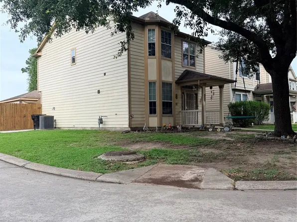 23614 Wildwood Green Way, Spring, TX 77373