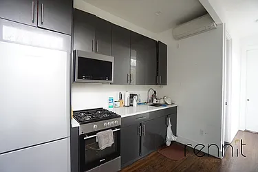 Rented by Rennit Inc.