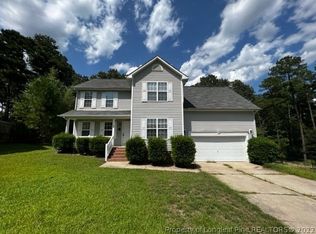 326 Cobblestone Dr, Spring Lake, NC 28390