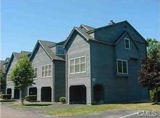 54 Fawn Ridge Ln, Wilton, CT 06897